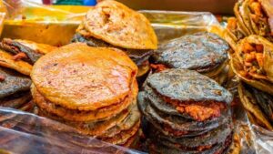 gorditas de chicharron
